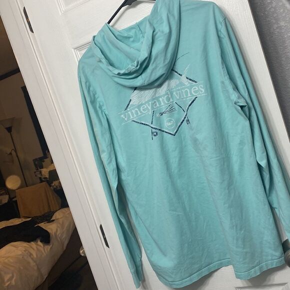 Vineyard Vines Hooded longsleeve teal shark medium - Picture 7 of 7